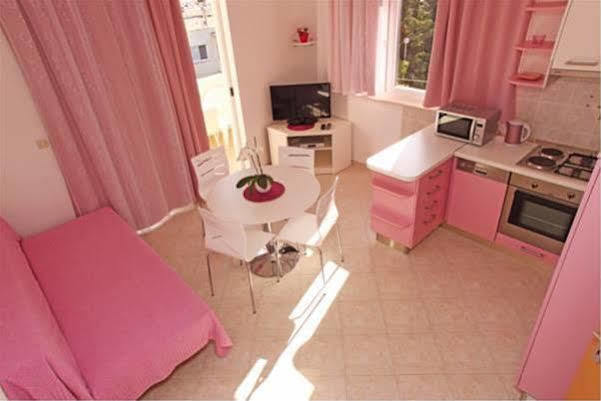 Apartments Nikolina Hvar Town Extérieur photo